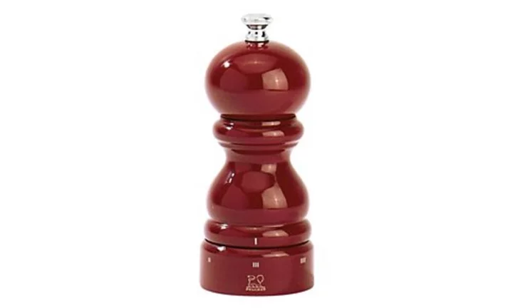 MLÝNEK NA SŮL, zn. PEUGEOT - PARIS, výška 12 cm, červená lakovaná