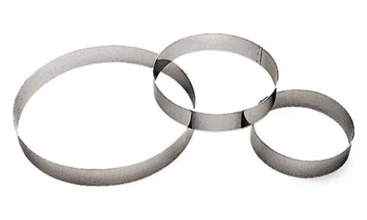 KRUH VYKRAJOVACÍ NA MOUČNÍKY, průměr 18 cm