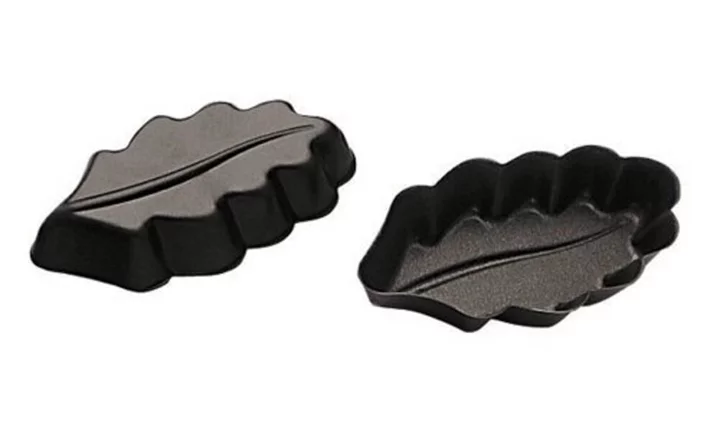Sambonet Paderno Industrie FORMA NA KOLÁČKY - DUBOVÝ LIST - NEPŘILNAVÝ POVRCH (6 ks)