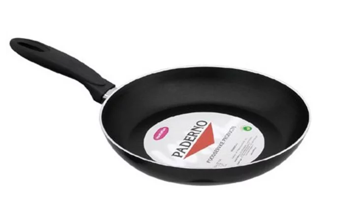 PÁNEV S OCHR.VRSTVOU, HLINÍKOVÁ, PLASTOVÉ DRŽADLO